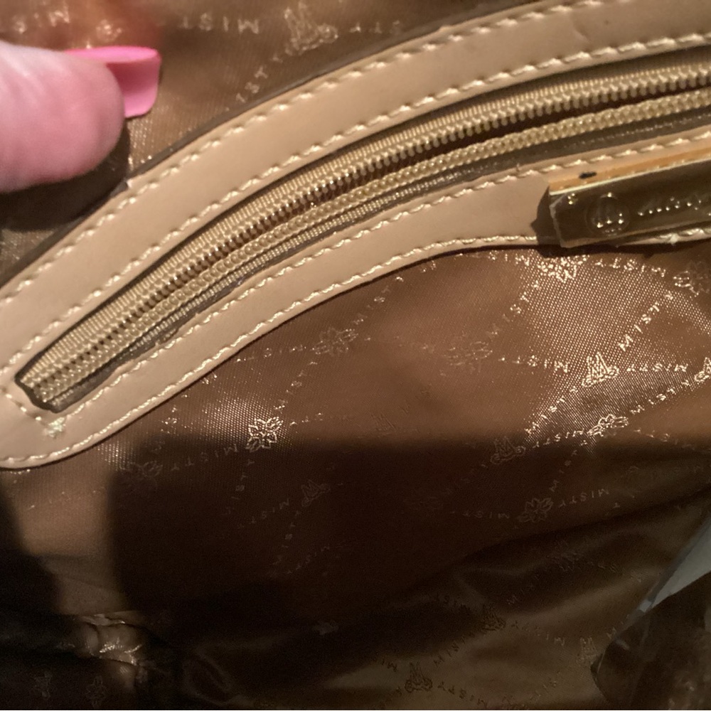 Beautiful leather misty collection purse - Picture 10 of 11